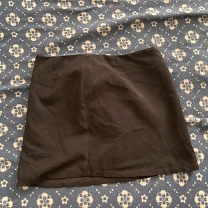 Short pencil skirt